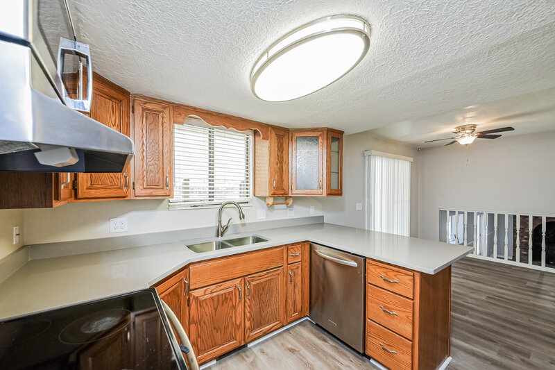 2,695/Mo, 8017 S 2100 E South Weber, UT 84405 Kitchen View 2