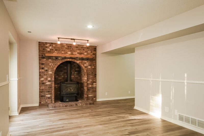 2,345/Mo, 8017 S 2100 E South Weber, UT 84405 Misc View 4
