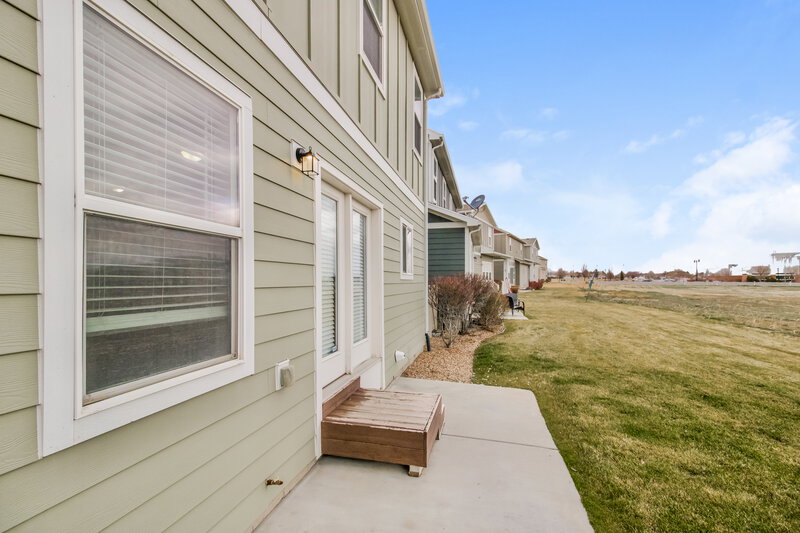 2,275/Mo, 13079 S Shady Elm Ct Herriman, UT 84096 Rear View