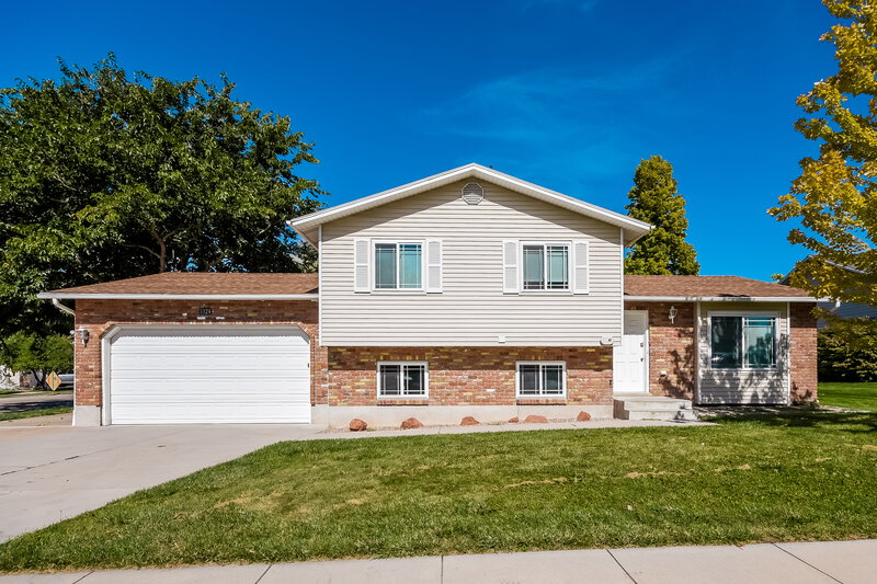 2,500/Mo, 3324 W 4975 S Roy, UT 84067 External View