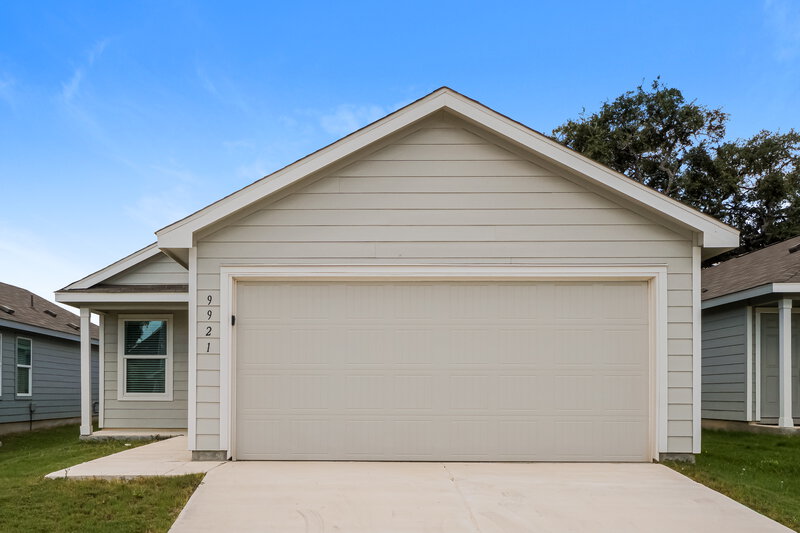 1,450/Mo, 9921 Leeds Wheel San Antonio, TX 78254 External View