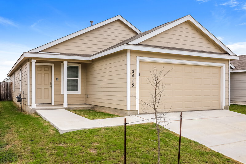 1,725/Mo, 2415 Lake Hls New Braunfels, TX 78130 Front View