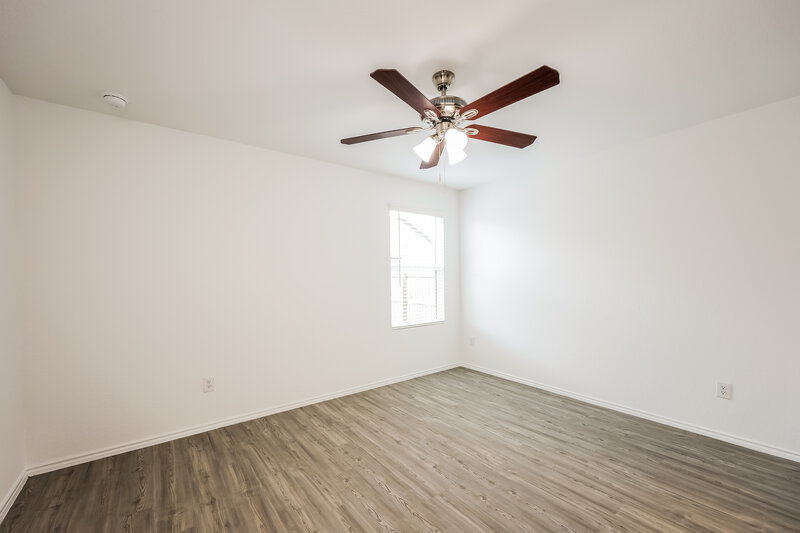 1,725/Mo, 2415 Lake Hls New Braunfels, TX 78130 Main Bedroom View