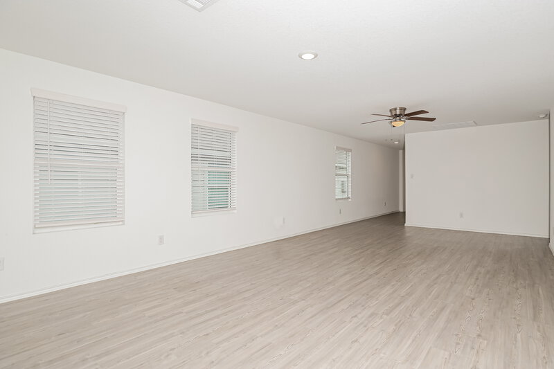 1,540/Mo, 6634 Morgan Cp San Antonio, TX 78253 Living Room View