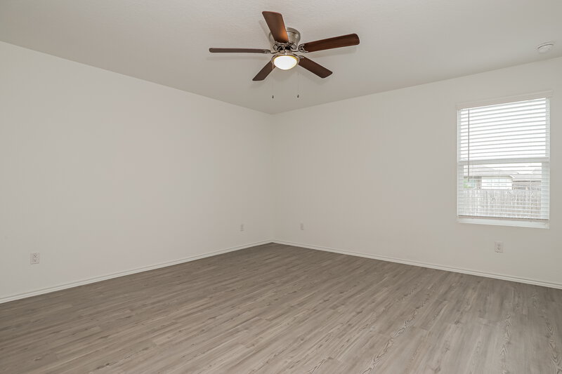 1,540/Mo, 6634 Morgan Cp San Antonio, TX 78253 Main Bedroom View