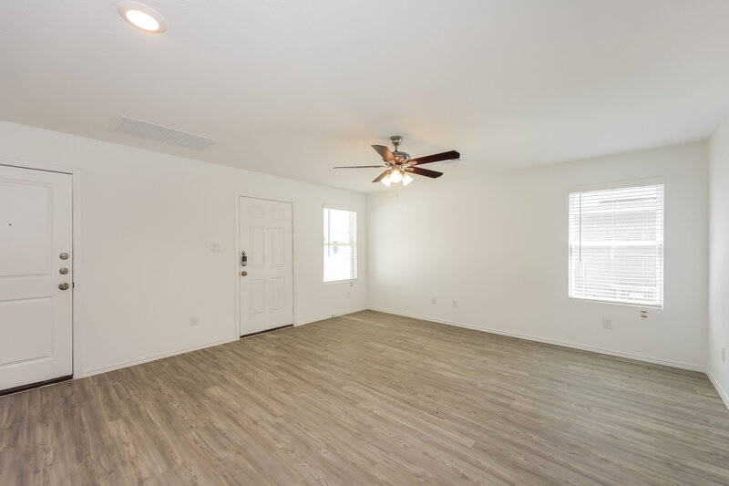 0/Mo, 6611 Whirling Path San Antonio, TX 78253 Misc View 4
