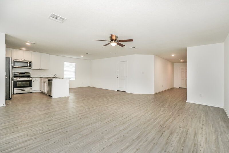 1,900/Mo, 14612 Greenfield Ml San Antonio, TX 78254 Misc View 2