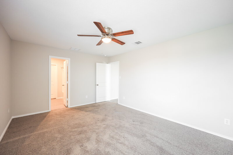 1,700/Mo, 14612 Greenfield Ml San Antonio, TX 78254 Main Bedroom View 2