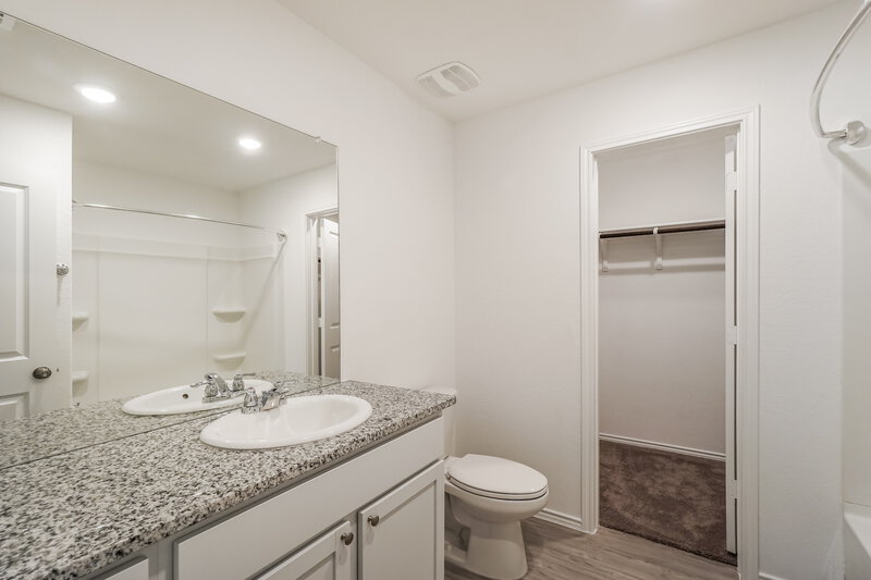 1,900/Mo, 14612 Greenfield Ml San Antonio, TX 78254 Misc View 9