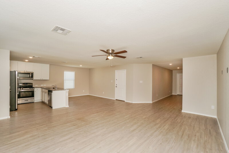 1,670/Mo, 9913 Leeds Wheel San Antonio, TX 78254 Dining Room View