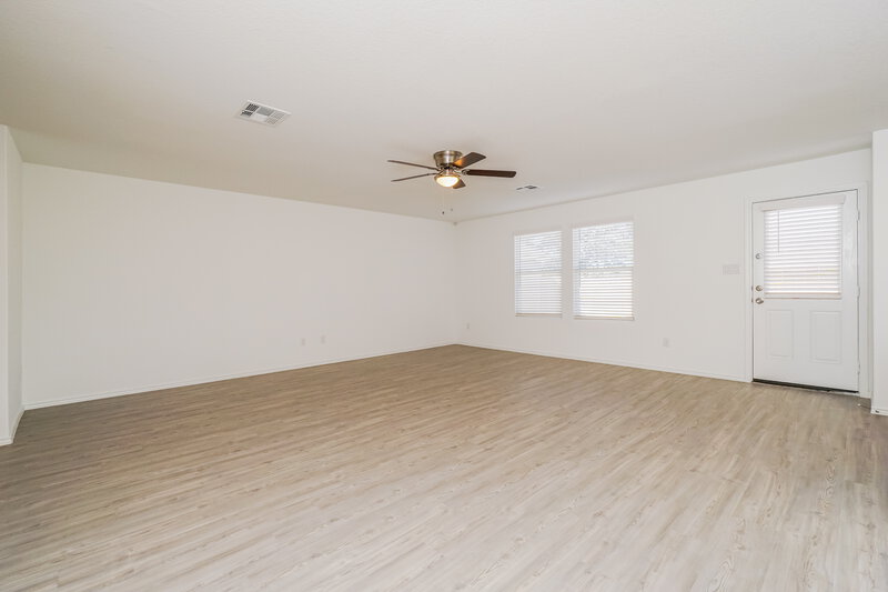 1,920/Mo, 9913 Leeds Wheel San Antonio, TX 78254 Misc View 3