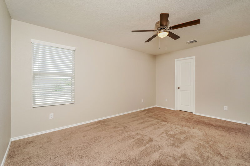 1,670/Mo, 9913 Leeds Wheel San Antonio, TX 78254 Main Bedroom View