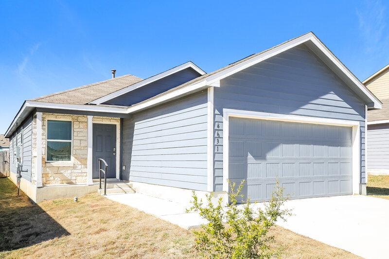 1,395/Mo, 6631 Morgan Cp San Antonio, TX 78253 Front View
