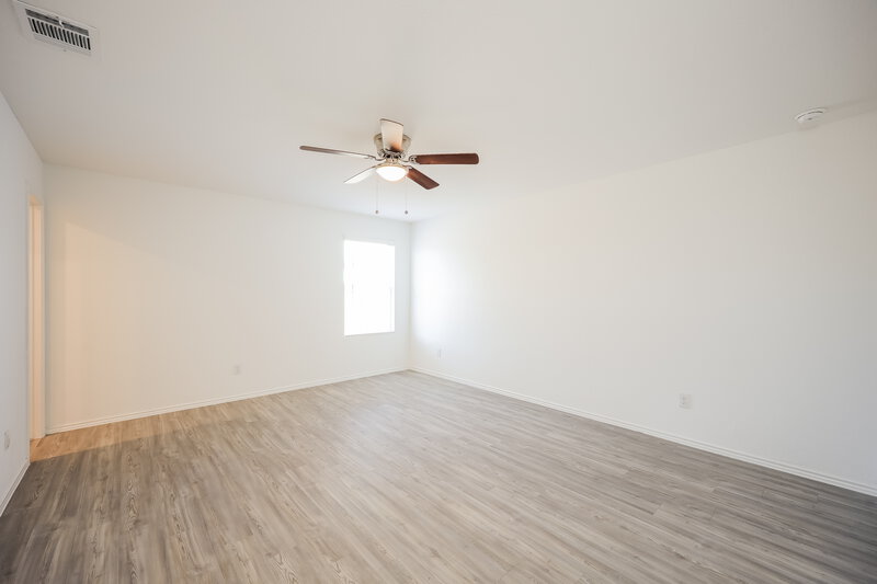 1,395/Mo, 6631 Morgan Cp San Antonio, TX 78253 Main Bedroom View
