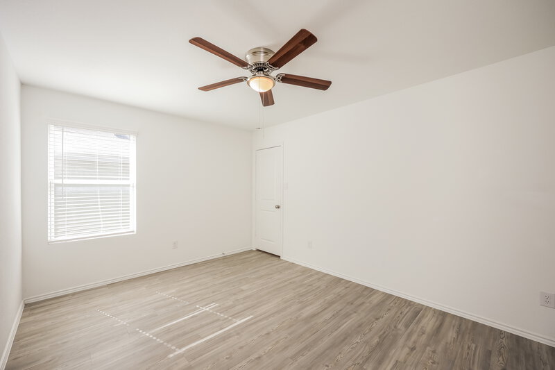 1,395/Mo, 6631 Morgan Cp San Antonio, TX 78253 Bedroom View 2