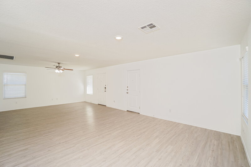 1,365/Mo, 14711 Brandy Brk San Antonio, TX 78253 Dining Room View