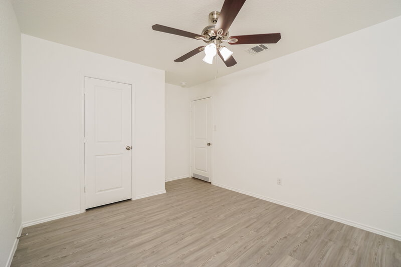 1,365/Mo, 14711 Brandy Brk San Antonio, TX 78253 Bedroom View 3