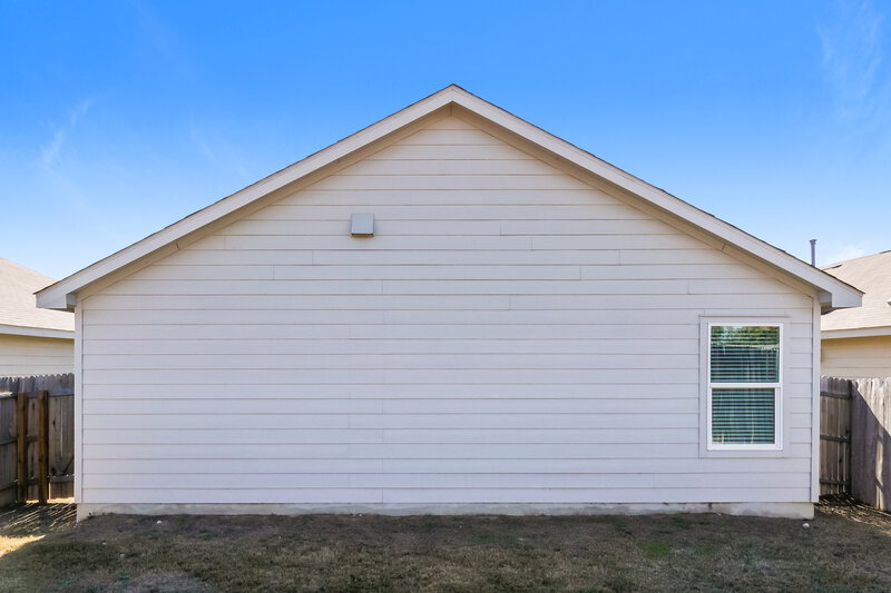 1,365/Mo, 14711 Brandy Brk San Antonio, TX 78253 Rear View