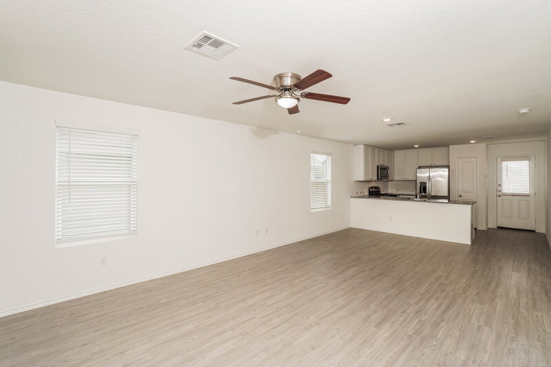 1,525/Mo, 14640 Greenfield Ml San Antonio, TX 78254 Living Room View
