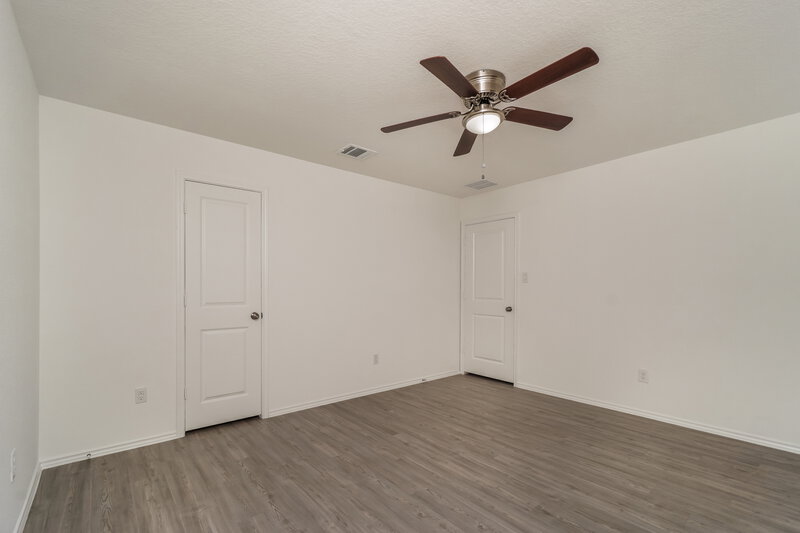 1,525/Mo, 14640 Greenfield Ml San Antonio, TX 78254 Main Bedroom View