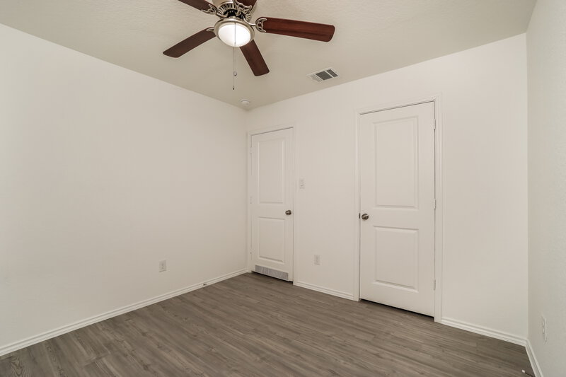 1,525/Mo, 14640 Greenfield Ml San Antonio, TX 78254 Bedroom View 2
