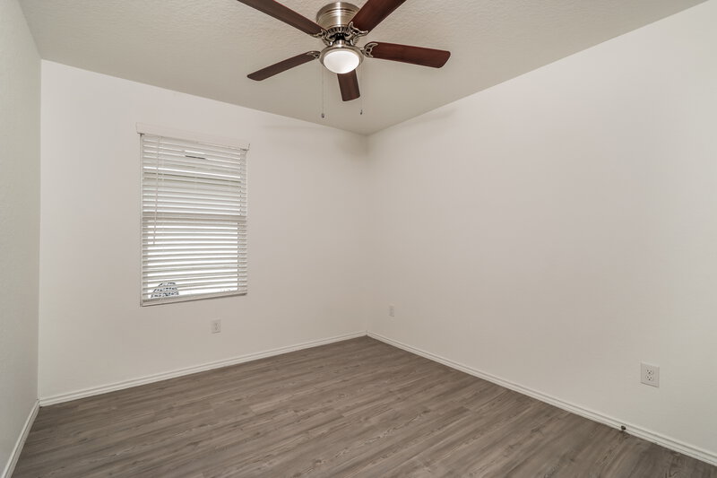 1,525/Mo, 14640 Greenfield Ml San Antonio, TX 78254 Bedroom View 3