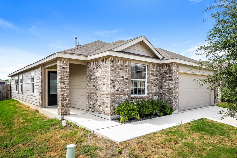1,665/Mo, 9911 Pears Mill San Antonio, TX 78254 Front View