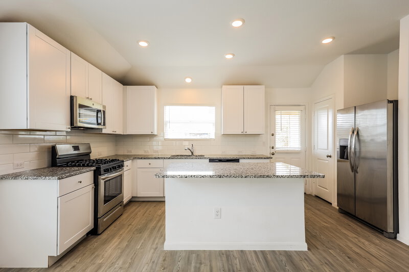 1,665/Mo, 9911 Pears Mill San Antonio, TX 78254 Kitchen View