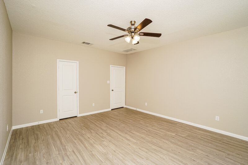 2,430/Mo, 15035 Nettleton Ml San Antonio, TX 78254 Main Bedroom View 2