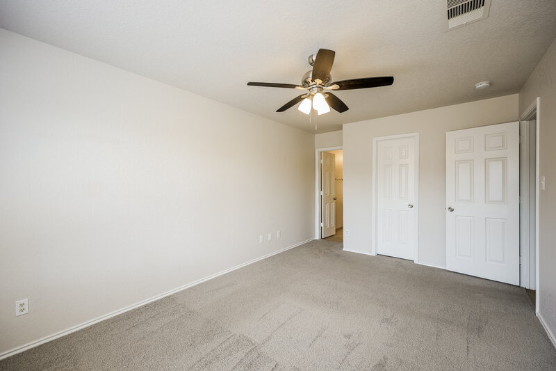 1,370/Mo, 2402 Sunview Lk San Antonio, TX 78245 Main Bedroom View 2