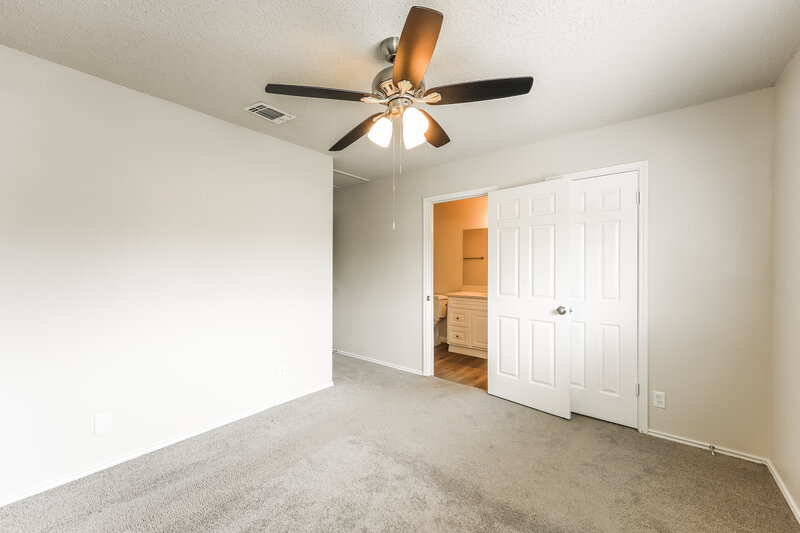 1,310/Mo, 9422 Valley Rock San Antonio, TX 78250 Main Bedroom View 2