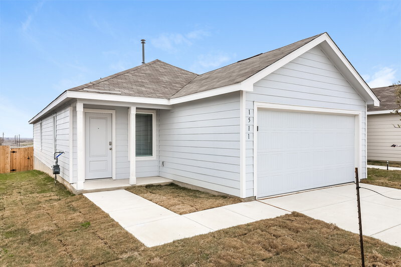 1,815/Mo, 1511 Knoll Rdg New Braunfels, TX 78130 Front View