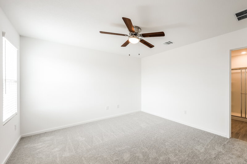 1,815/Mo, 1511 Knoll Rdg New Braunfels, TX 78130 Main Bedroom View