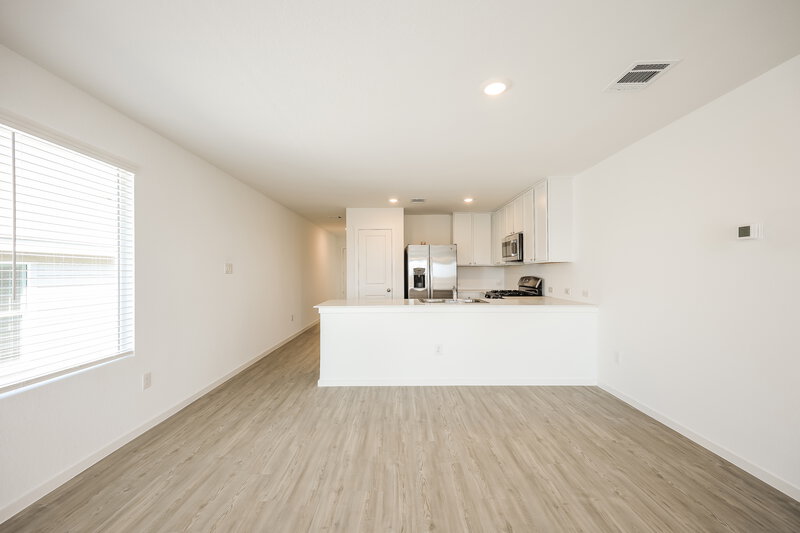 1,670/Mo, 3320 Mound Rdg New Braunfels, TX 78130 Living Room View 3