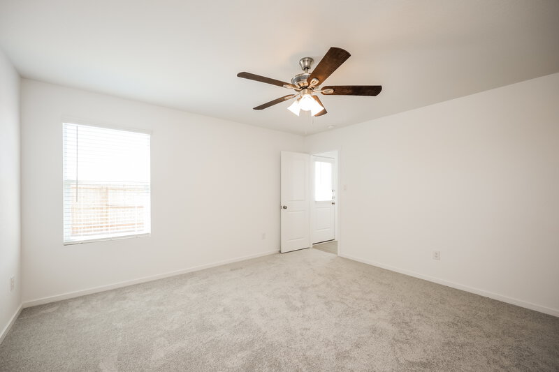 1,670/Mo, 3320 Mound Rdg New Braunfels, TX 78130 Main Bedroom View 2
