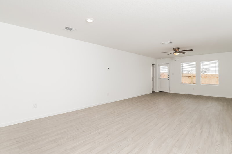 1,695/Mo, 3324 Mound Rdg New Braunfels, TX 78130 Living Room View