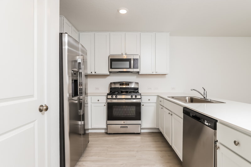 1,695/Mo, 3324 Mound Rdg New Braunfels, TX 78130 Kitchen View