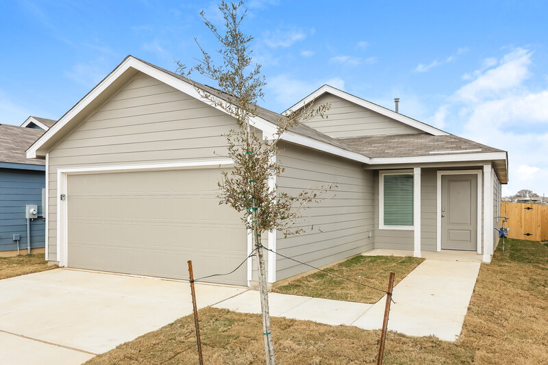 1,590/Mo, 3605 Knob Trl New Braunfels, TX 78130 Front View