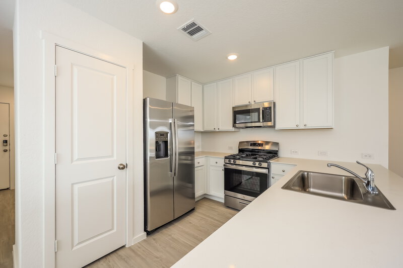 1,590/Mo, 3605 Knob Trl New Braunfels, TX 78130 Kitchen View