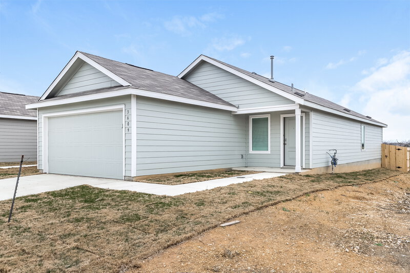 1,620/Mo, 3609 Knob Trl New Braunfels, TX 78130 Front View