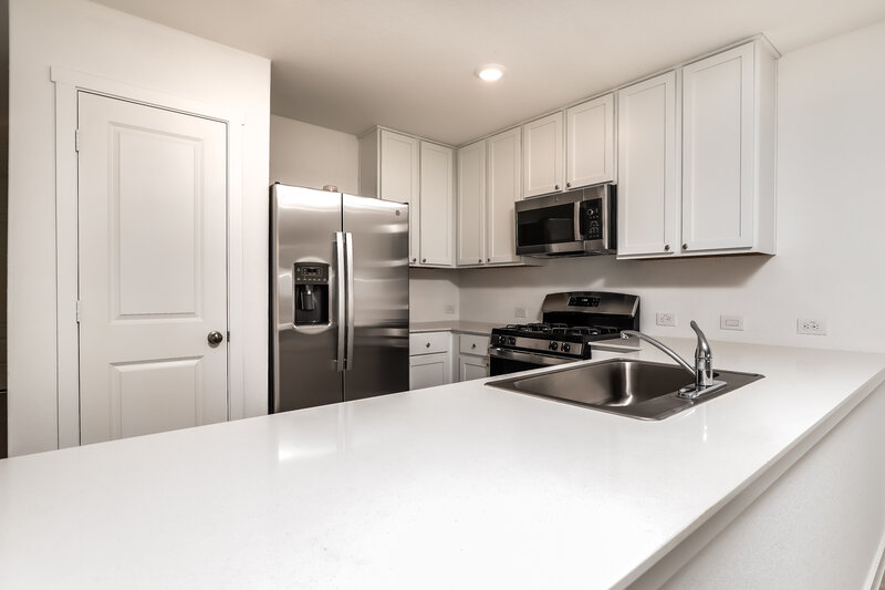 1,620/Mo, 3609 Knob Trl New Braunfels, TX 78130 Kitchen View 2