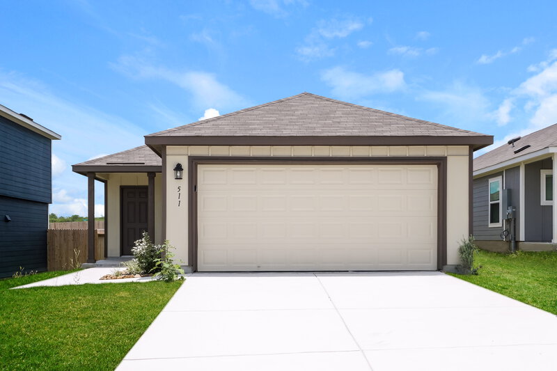 1,475/Mo, 511 Roquefort St New Braunfels, TX 78130 External View