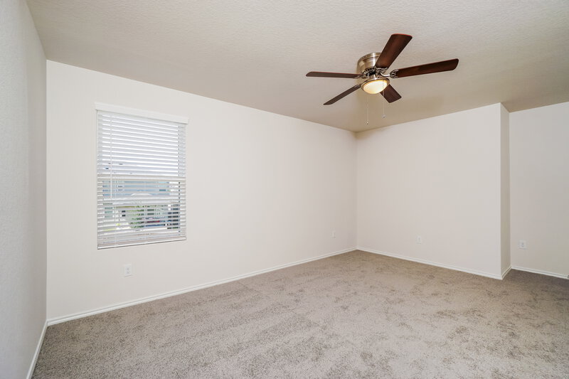 1,595/Mo, 132 Short Cake Aly San Antonio, TX 78253 Main Bedroom View 2