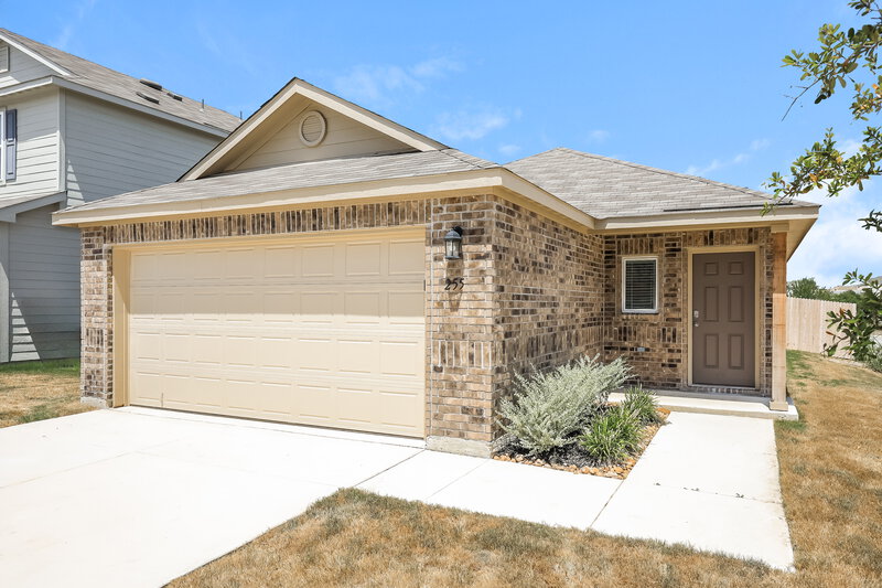 1,570/Mo, 255 Bailey Blf San Antonio, TX 78253 Front View