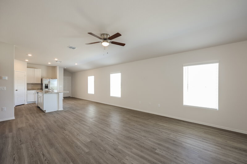 1,570/Mo, 255 Bailey Blf San Antonio, TX 78253 Living Room View 3