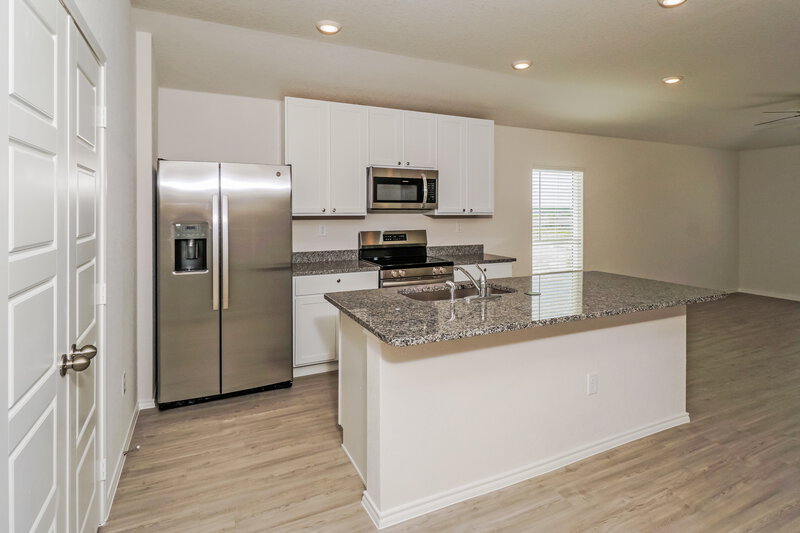 1,400/Mo, 211 Short Cake Aly San Antonio, TX 78253 Kitchen View 2