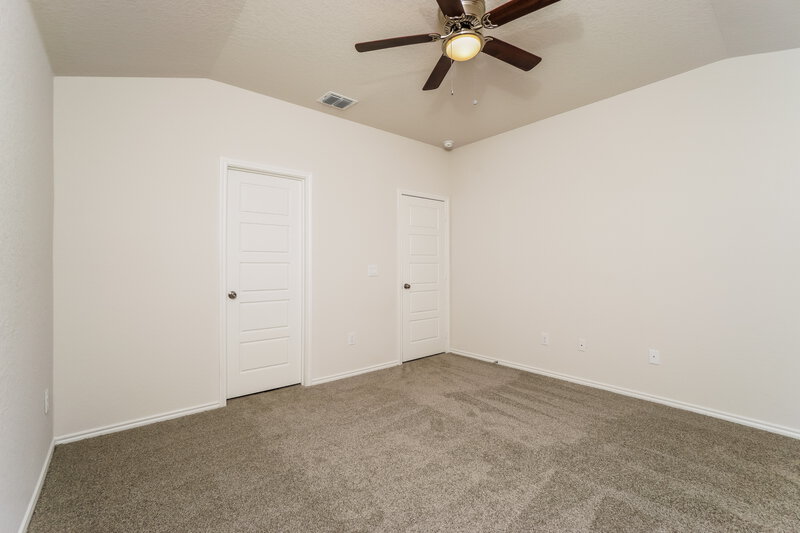 1,400/Mo, 211 Short Cake Aly San Antonio, TX 78253 Main Bedroom View