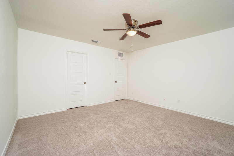 1,810/Mo, 1652 Viola Ln New Braunfels, TX 78130 Main Bedroom View