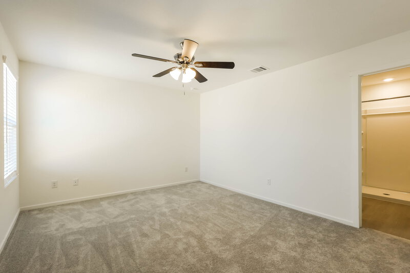 1,620/Mo, 449 Payton Pl Marion, TX 78124 Main Bedroom View