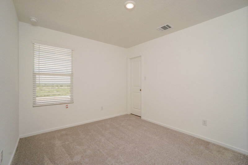 2,065/Mo, 461 Payton Pl Marion, TX 78124 Bedroom View 3